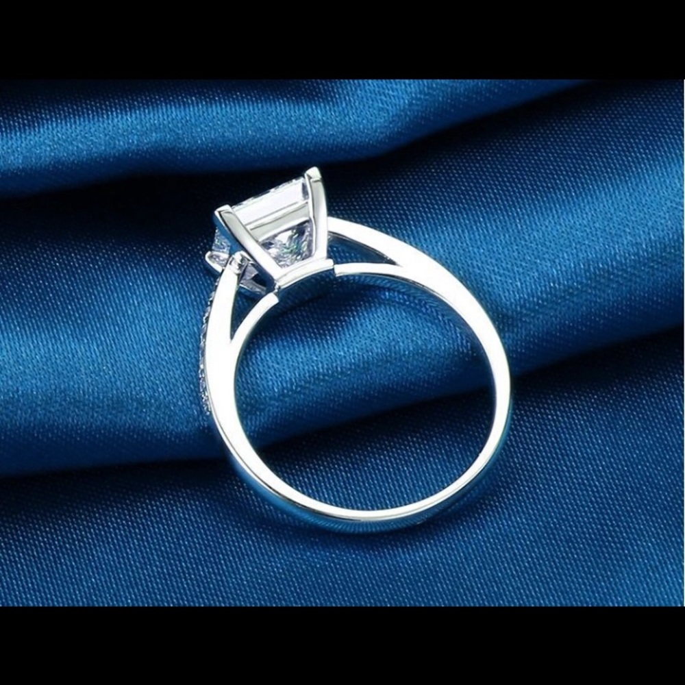 NWT S925 Sterling Silver Princess Cut Ring - Picture 6 of 6